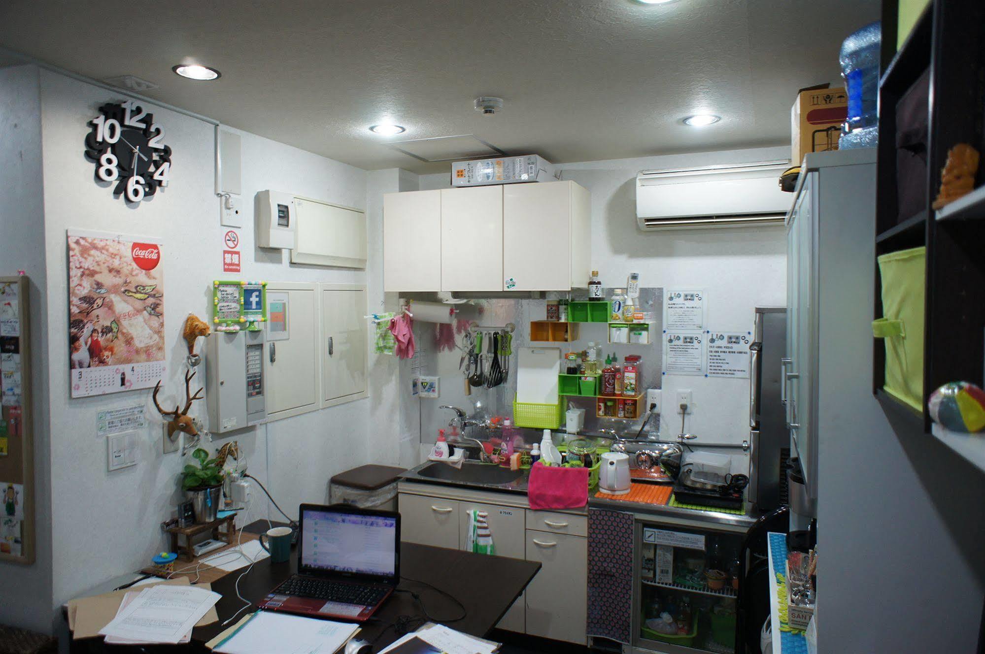 Hostel Base Point Osaka Exterior photo